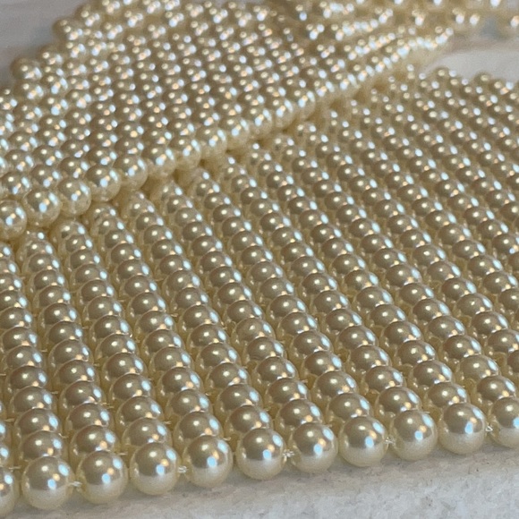 Faux pearl ascot necklace mesh scarf - Picture 7 of 10